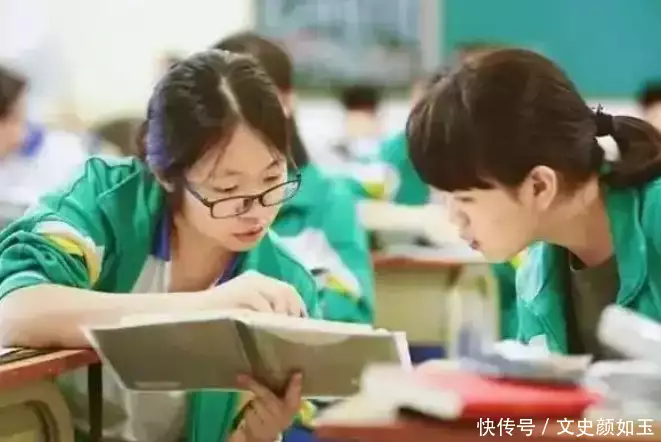 “不理解”,大专女生因被人质疑能力差,熬夜做题证明自己背靠中国,玩转美俄?哈萨克斯坦的八面玲珑,为何能成功?(三) “不理解”,大专女生因被人质疑能力差,熬夜做题证明自己背靠中国,玩转美俄?哈萨克斯坦的八面玲珑,为何能成功?(三)