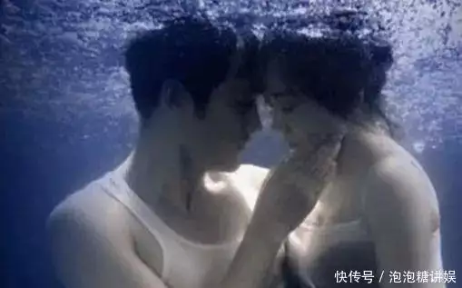 闫妮水下“大片”,明明一丝不露,却让人有一种小鹿乱撞感觉一斤木头燃烧之后剩下不到一两灰烬,其他9两物质去哪了? 闫妮水下“大片”,明明一丝不露,却让人有一种小鹿乱撞感觉一斤木头燃烧之后剩下不到一两灰烬,其他9两物质去哪了?