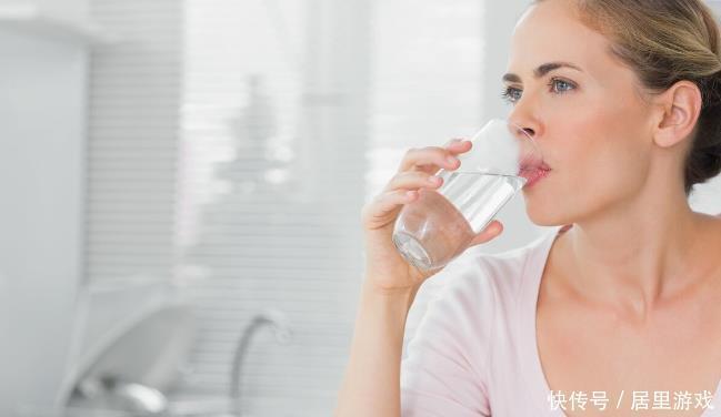 中年|养生从喝水开始,那怎样喝水才健康呢?牢记4个喝水技巧