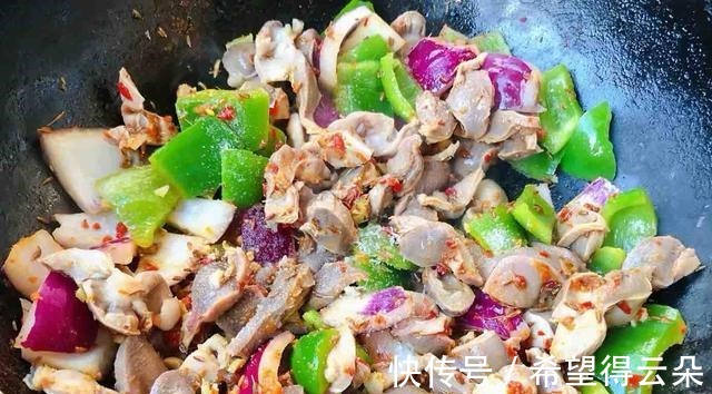 鸡肝|鸡身上“最值钱”的部位,卖鸡的都留着自己吃,一只鸡就一个!