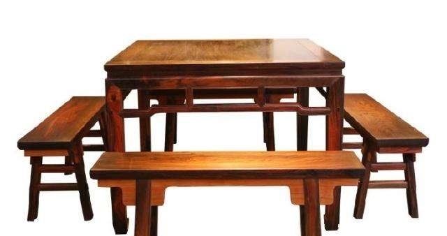 讲究|俗语:“桌上不摆三盘菜,留人莫坐乌龟席”,餐桌上的讲究知道吗