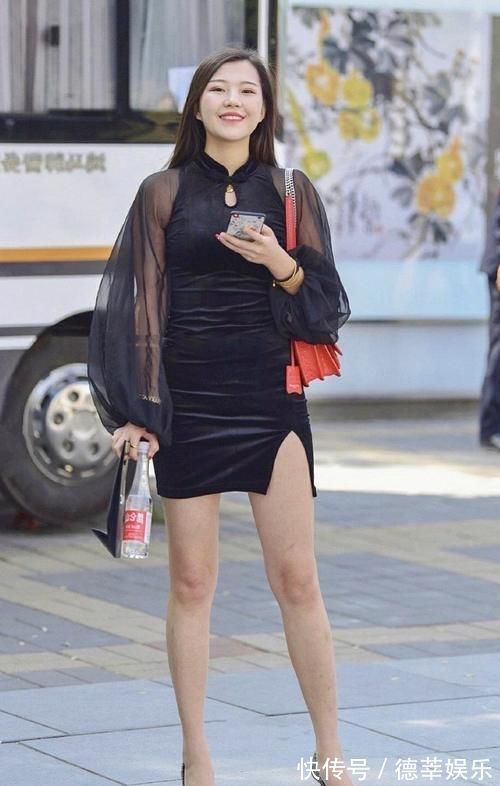全世界|蕾丝连衣裙仙气飘飘，好想带她去全世界旅行！