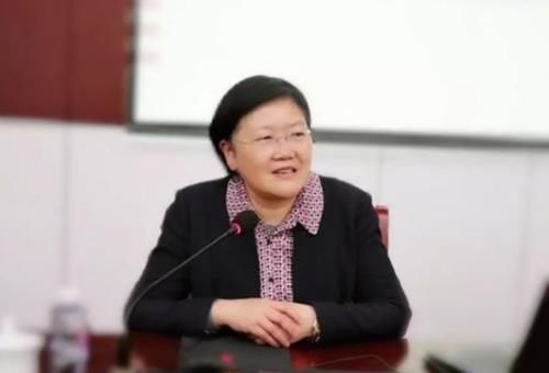 76岁院士研究皮肤40年：建议少吃这2种素食，或利于皮肤紧致