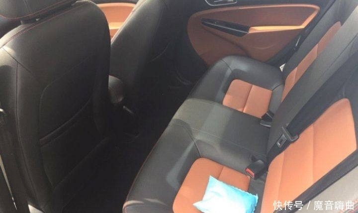 面包车|只卖4万多块钱,还要啥面包车,这辆车堪称家用代步神器