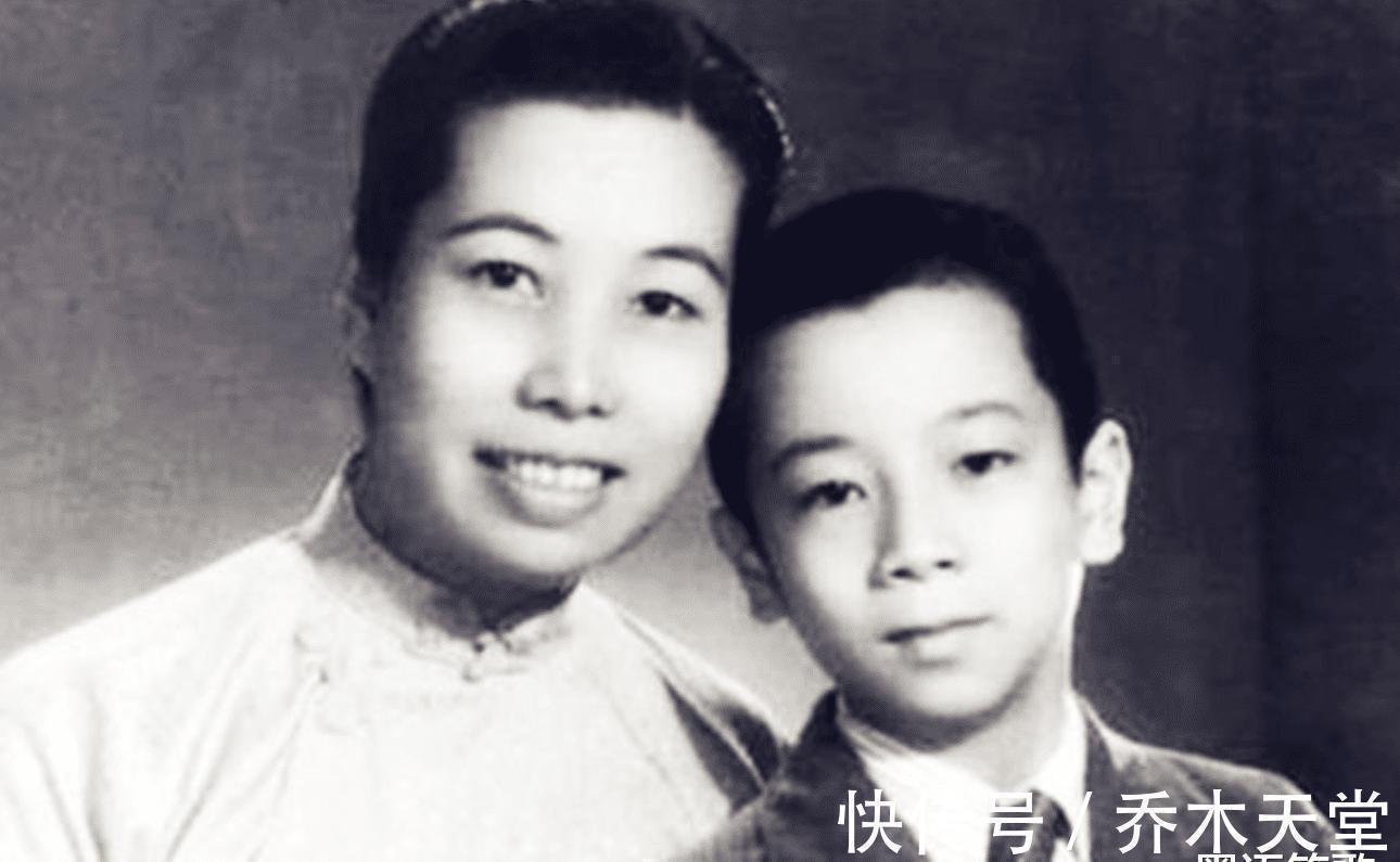 触龙说赵太后@宠溺儿子受人讥讽,鲁迅写下一首七绝回击,开篇便是千古名句