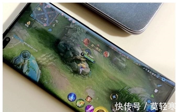 手机|荣耀高颜值拍照手机清仓,1亿主摄+100W+256GB,半年