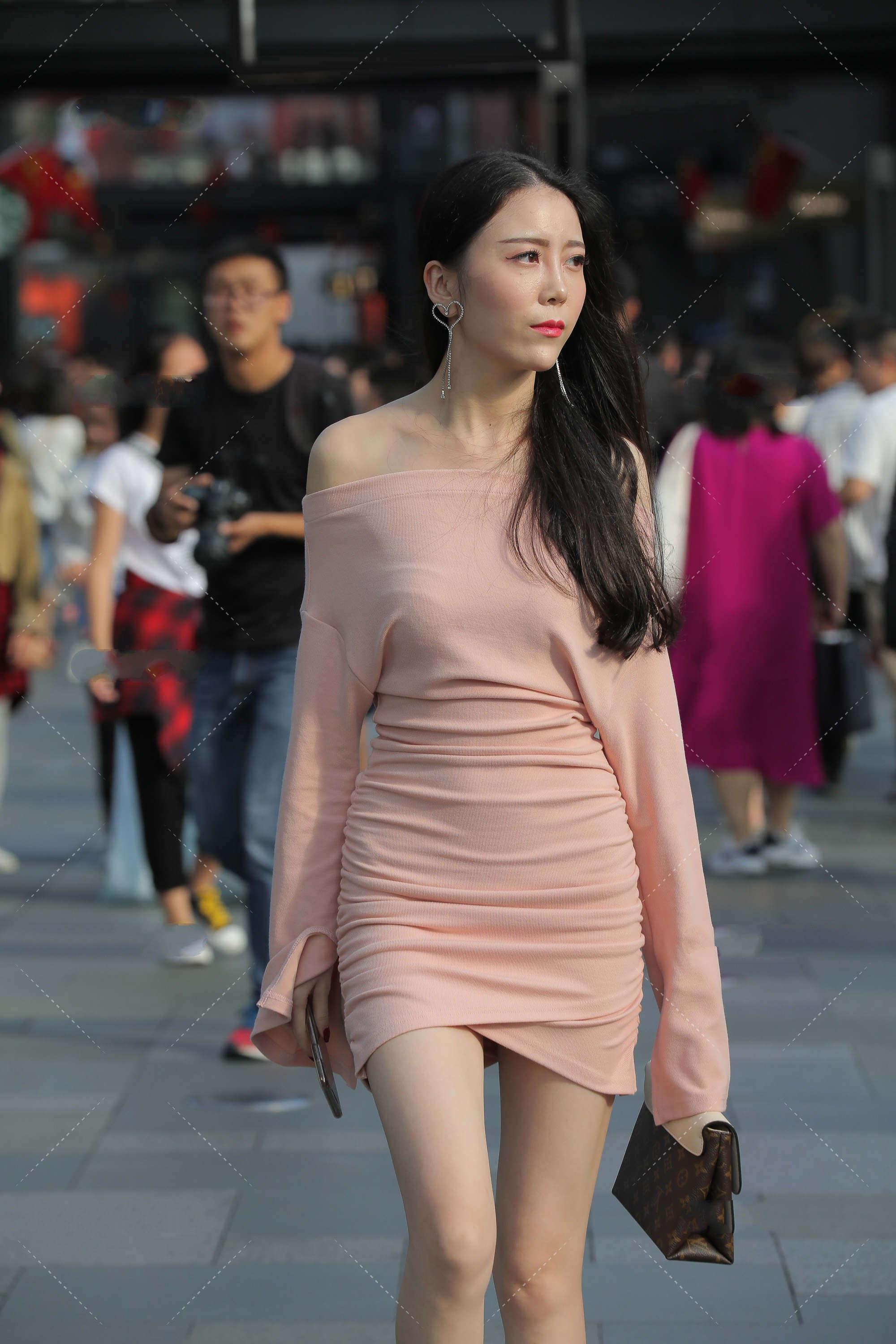 减龄|粉色连衣裙的减龄感, 可爱清纯, 优雅大方