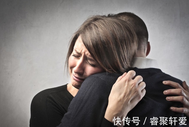 舞步|为什么奉劝老人不要去跳交谊舞?60岁阿姨坦言:交谊舞害人不浅