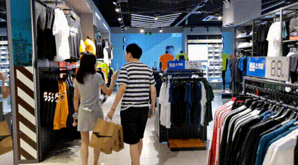 丽水|火了!丽水人顶着台风天买鸿星尔克