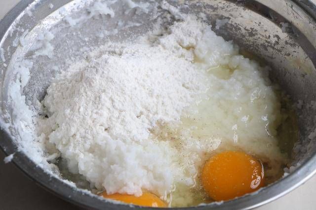 米饭鸡蛋饼|韭菜鸡蛋新吃法,比韭菜盒子简单,比煎饼好吃,早餐连吃3天不腻