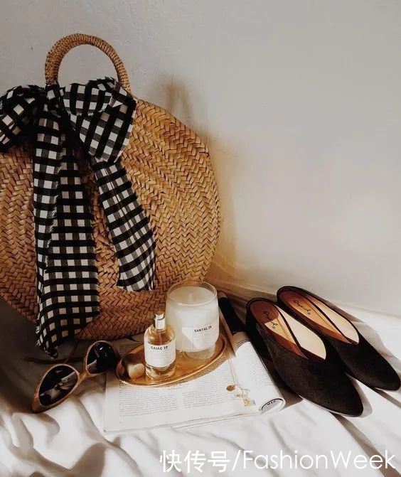 一条丝巾让你从头到尾都很时尚，真的有那么神奇吗？