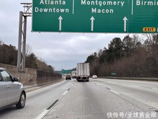 人形|特斯拉将推人形机器人,进入危险行业,跟小米机器狗宠物路线不同