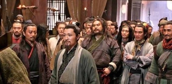 王伦@他蠢笨无知,却能玩弄宋江而深受重用,害死晁盖而不为人知