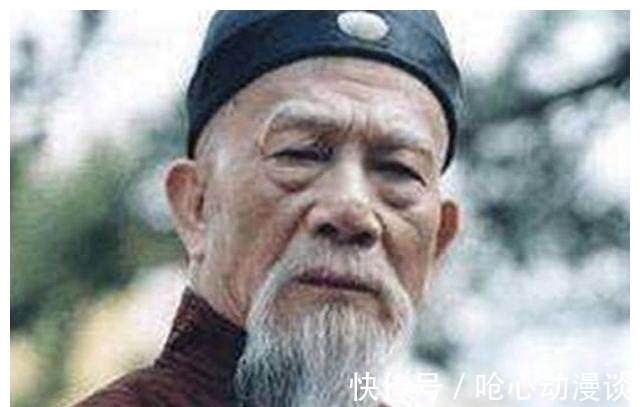 告老还乡&清官告老还乡怕被笑话,拉一车砖头撑面子,皇帝得知大怒说8个字