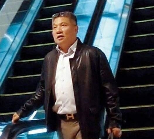 “胜和一哥”江湖划水史：暗杠双鹰青，明削白头仔，斗法胡须勇