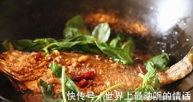 红烧黄花鱼|这种鱼以“蒜瓣儿肉”闻名,特别适合老人和儿童食用,味道鲜美