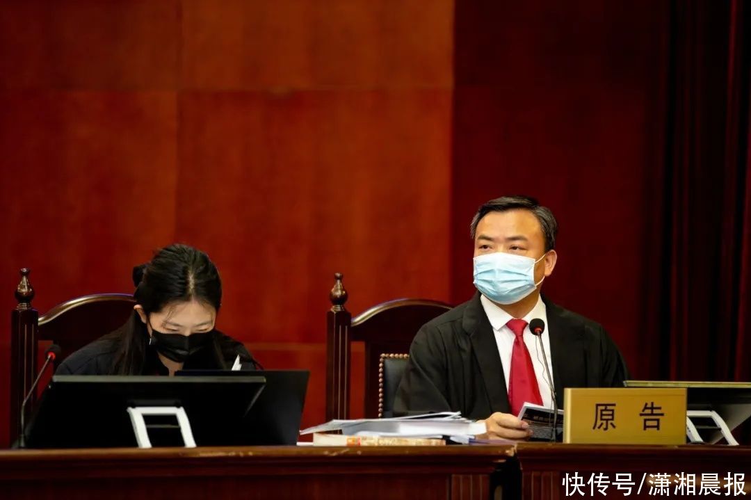  华腾|《哪吒之魔童降世》被诉抄袭舞台剧《五维记忆》案开庭，中影华腾索赔5000万