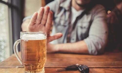 乙肝患者|56岁大叔乙肝转肝癌,医生:肝不好的人常吃这一“酸”降酶清肝毒