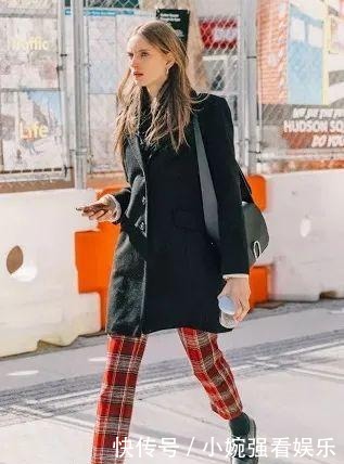 流行|别再穿“打底裤”了,现在流行这么穿!保暖又显瘦!