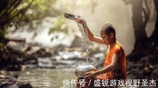 男不读纳兰容若,女不读仓央嘉措