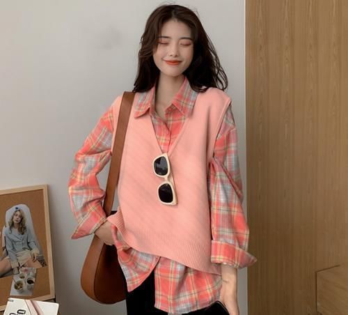 美skr 今年流行一种新穿法,叫衬衫+“卫裤”,时髦还显瘦,美skr人