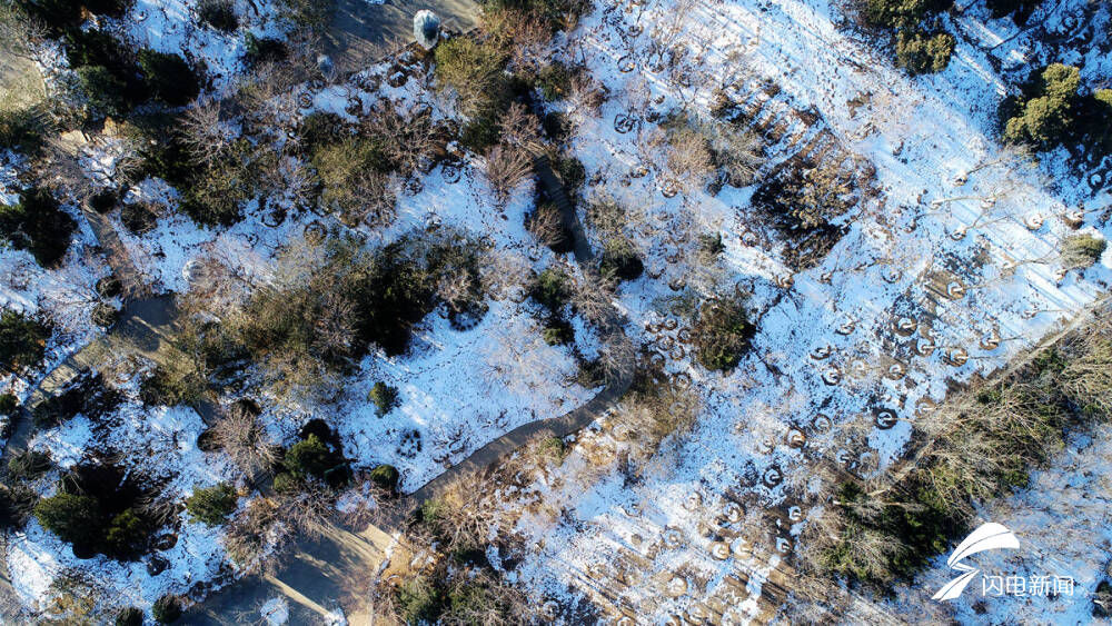 －18.3℃俯瞰济南千佛山“北国风光”