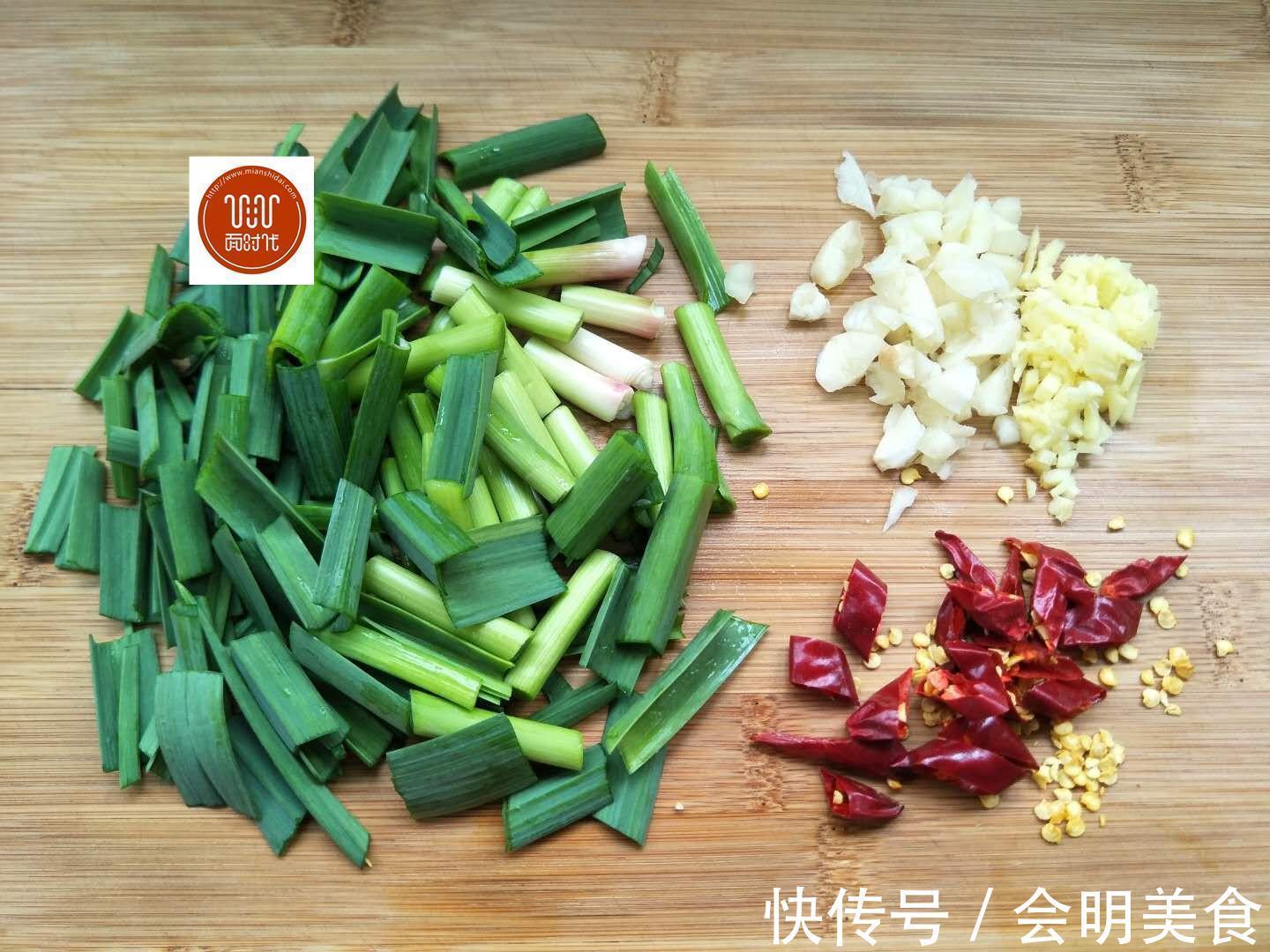 小面姨|适合晚上吃的素菜,少油少盐多健康,比吃肉还带劲,便宜又下饭!