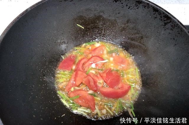 老一辈|它是灾荒年的“救命饭”,是老一辈的最爱,现在成了街头的网红面