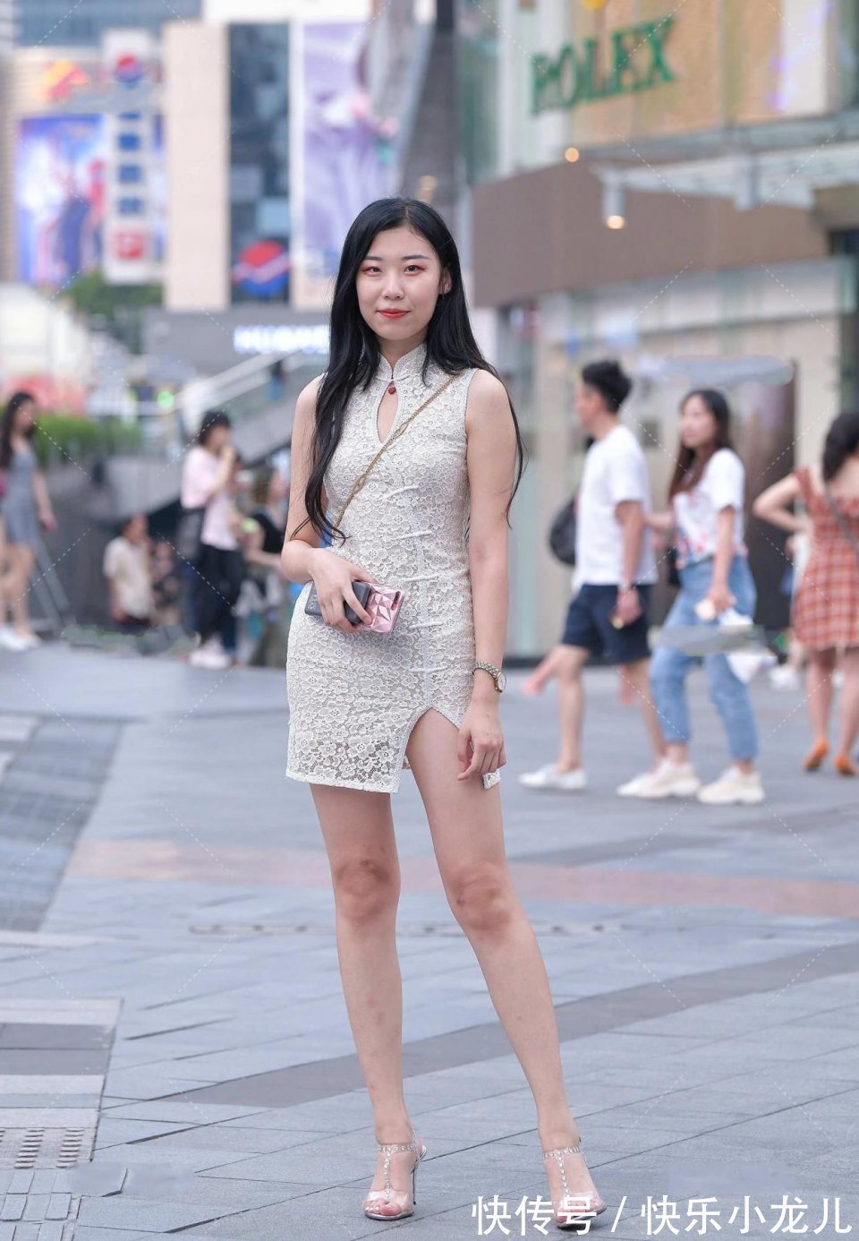 非富即贵|从来没见过如此有魅力的美女,一看就是非富即贵,妈妈非常喜欢她