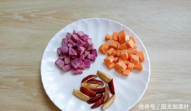  返蜜地瓜发糕｜好看又好吃的点心