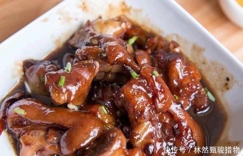 陈皮|30年大厨炖猪蹄时,多放2味料,猪蹄更易软烂,又香又入味