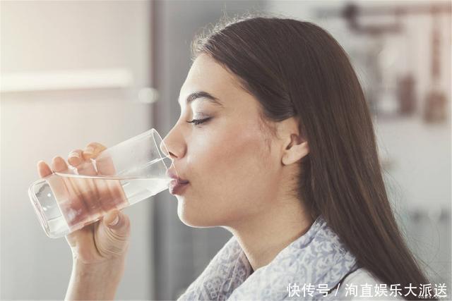 吸烟|女性衰老的“催化剂”已揭晓,熬夜并不是第一,看完后,趁早改正