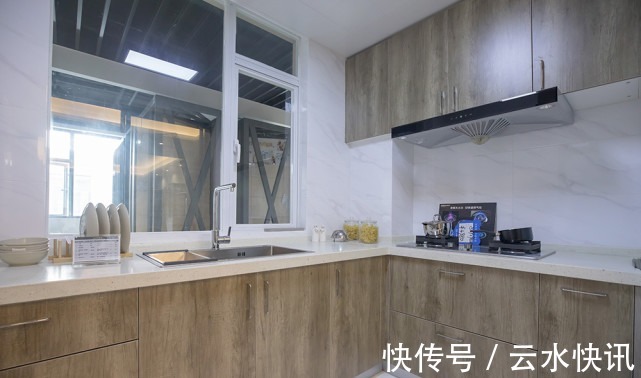 装修|102平简欧三居室,清新原木淡雅淳朴给你一个会呼吸的家