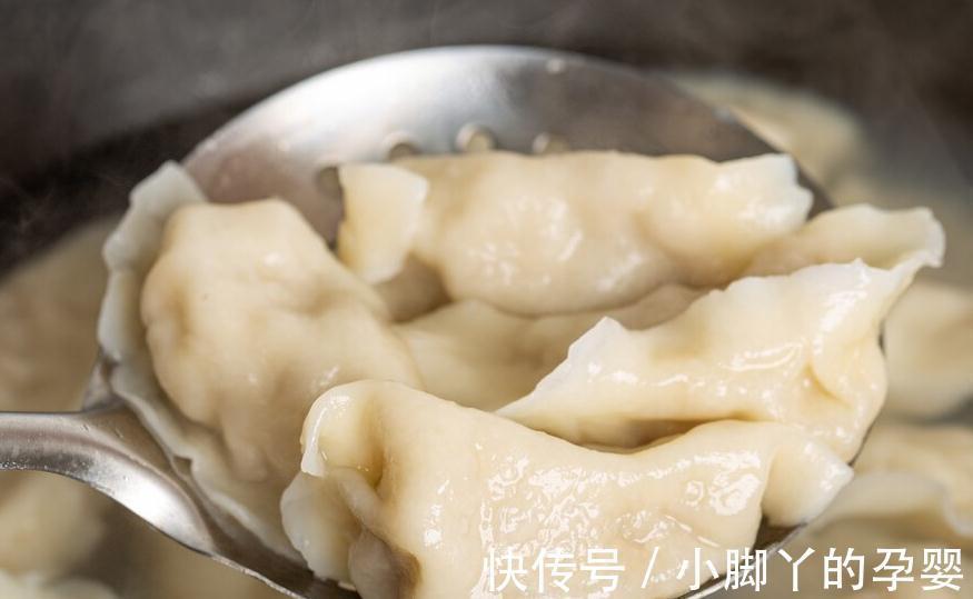 同样是煮水饺,“盖盖煮”和“不盖盖煮”区别大,学会再煮不吃亏