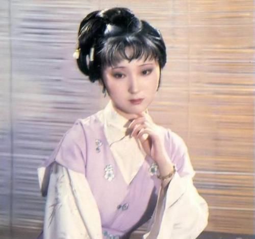 为什么除了贾府的人之外,没有人知道林黛玉的存在呢?