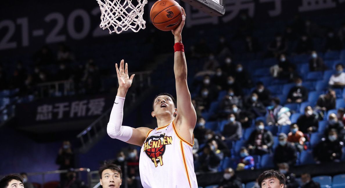 易建联|想要沈梓捷+胡金秋?广东疯狂囤积锋线外援,杜锋手握夺冠大筹码