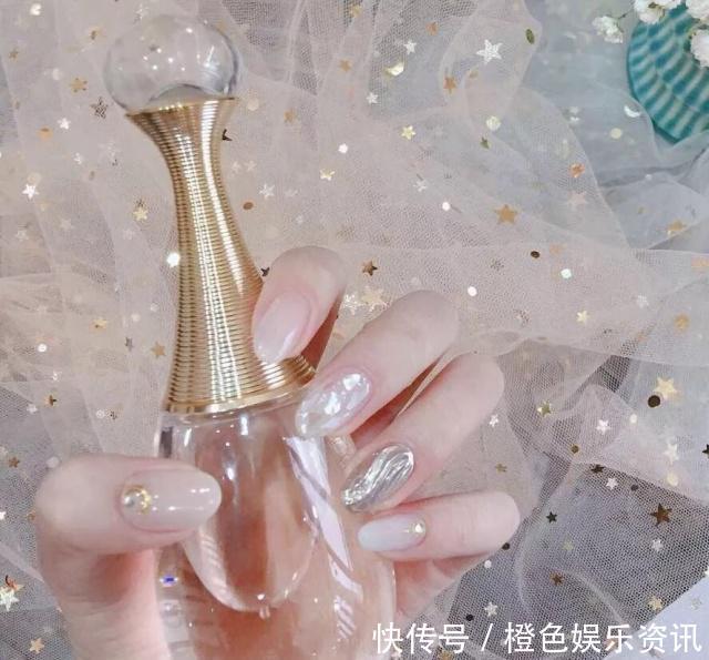 小仙女|4款水波纹美甲举手投足间,仙气十足,自带神秘感