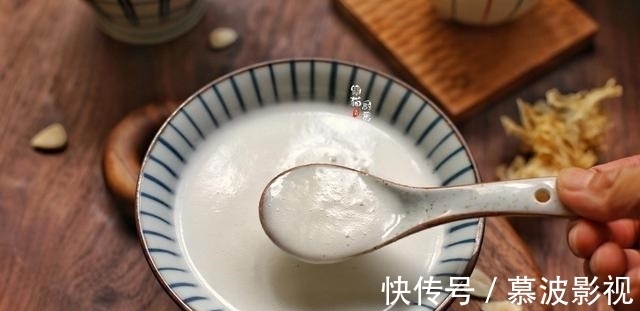 脸色|最近每天早餐喝一碗“五白羹”，不用5块钱，肠胃舒服脸色不暗黄