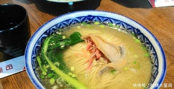 馆里|为什么面馆里的面汤不混浊,而自己家做的面,汤里面都是面粉