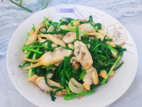 韭菜与它是绝配,这货又肥又嫩又鲜,30元炒一盘比饭店便宜多了!