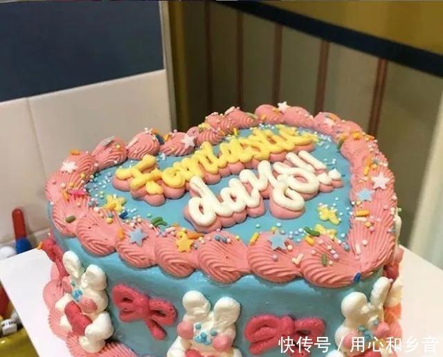 特别|当蛋糕也复古的时候,连时尚女王玄雅也有特别的偏爱