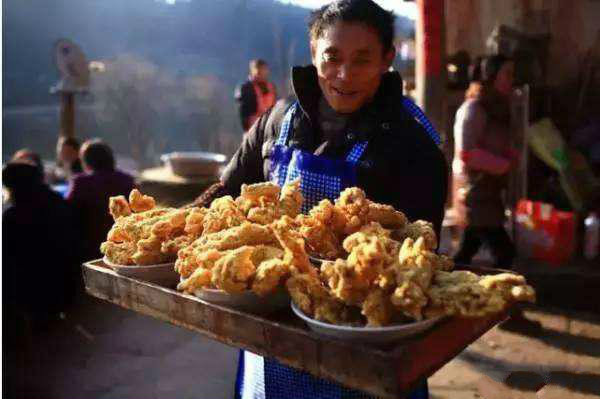 色彩味|正宗农村宴：26道菜，道道色彩味俱全，村宴大家爱吃的美食