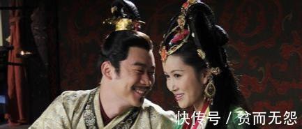 郑袖|陷害屈原,坏事做尽的宠妃郑袖当真不嫌弃楚怀王身上的气味吗?