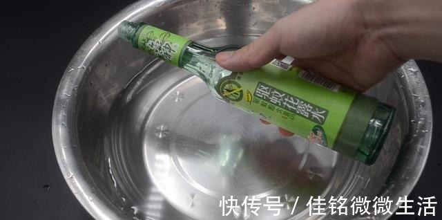 不管毛巾多脏多黄,试试这样泡一泡,洗完的毛巾又软又干净,实用!