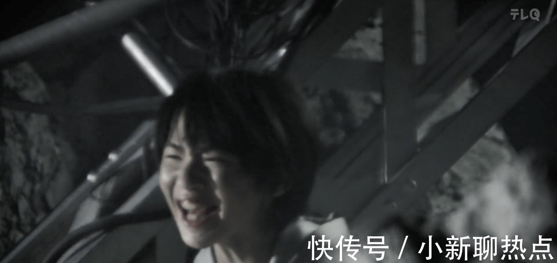 黑暗巨人|特利迦奥特曼剑悟送花给圣彰人,为他挡下攻击,结名沦为配角