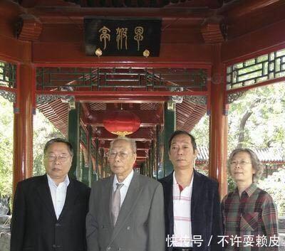 弟弟|溥仪一生孤苦终老,他得亲弟弟却儿女满堂,儿子个个成为国家栋梁!