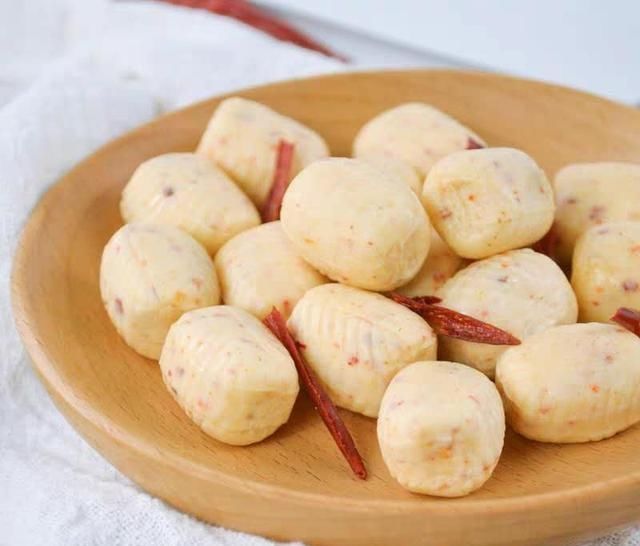 口味|糖果不一定都是甜甜的,这些“沙雕口味”的糖果,你有没有吃过