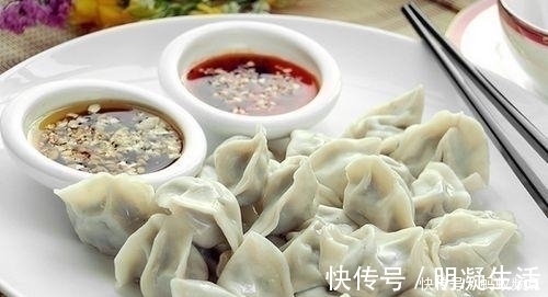 婆婆舍不得买菜用它包饺子，气得我直瞪眼，出锅后吃得最多是我