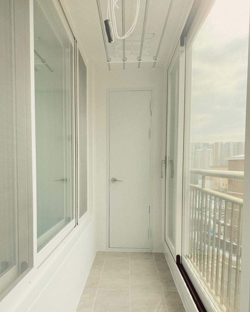 现浇|韩国人聪明,不考虑阳台封不封,直接在护栏边装推拉门,安全实用