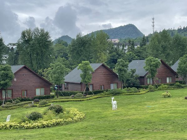 高山流水|贵州桐梓：乡村民宿邀您赴一场初秋的约会